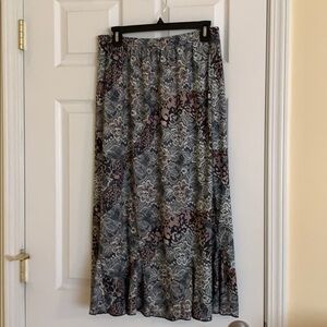 Skirt size XL green brown